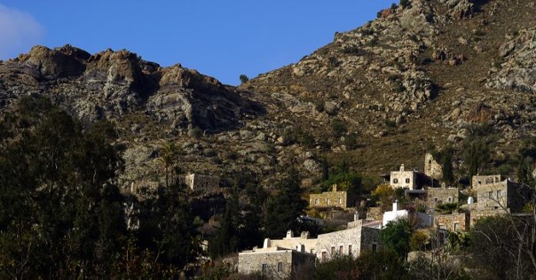 karakaya_koyu
